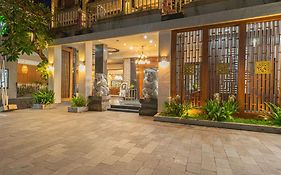Nirmala Heritage Hotel